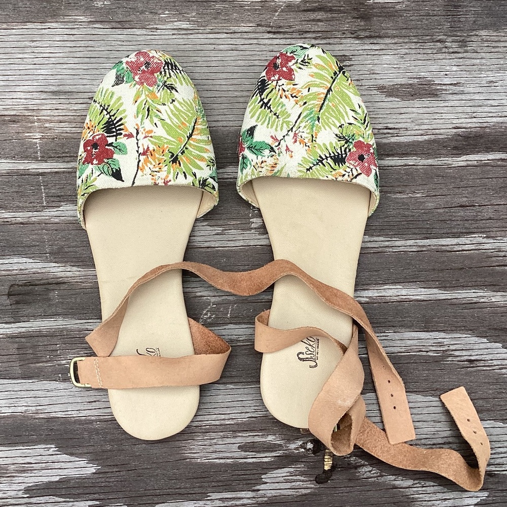 NEW Anthropologie SANDALS leather + canvas flats US 9